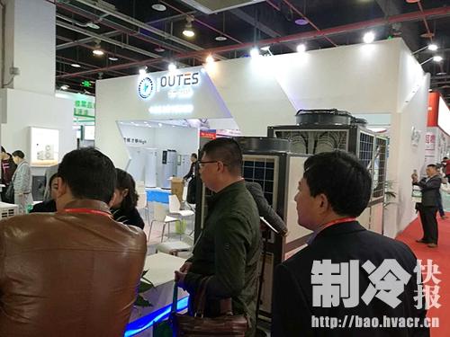 在第七届上海热泵展览会上，可以发布业内首个智能变频空气